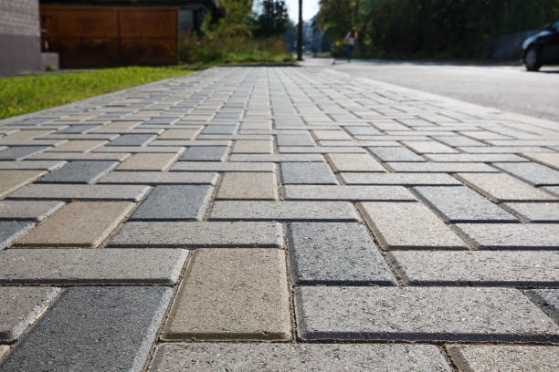 Best Commercial Driveway Pavers  in Tariffville, CT